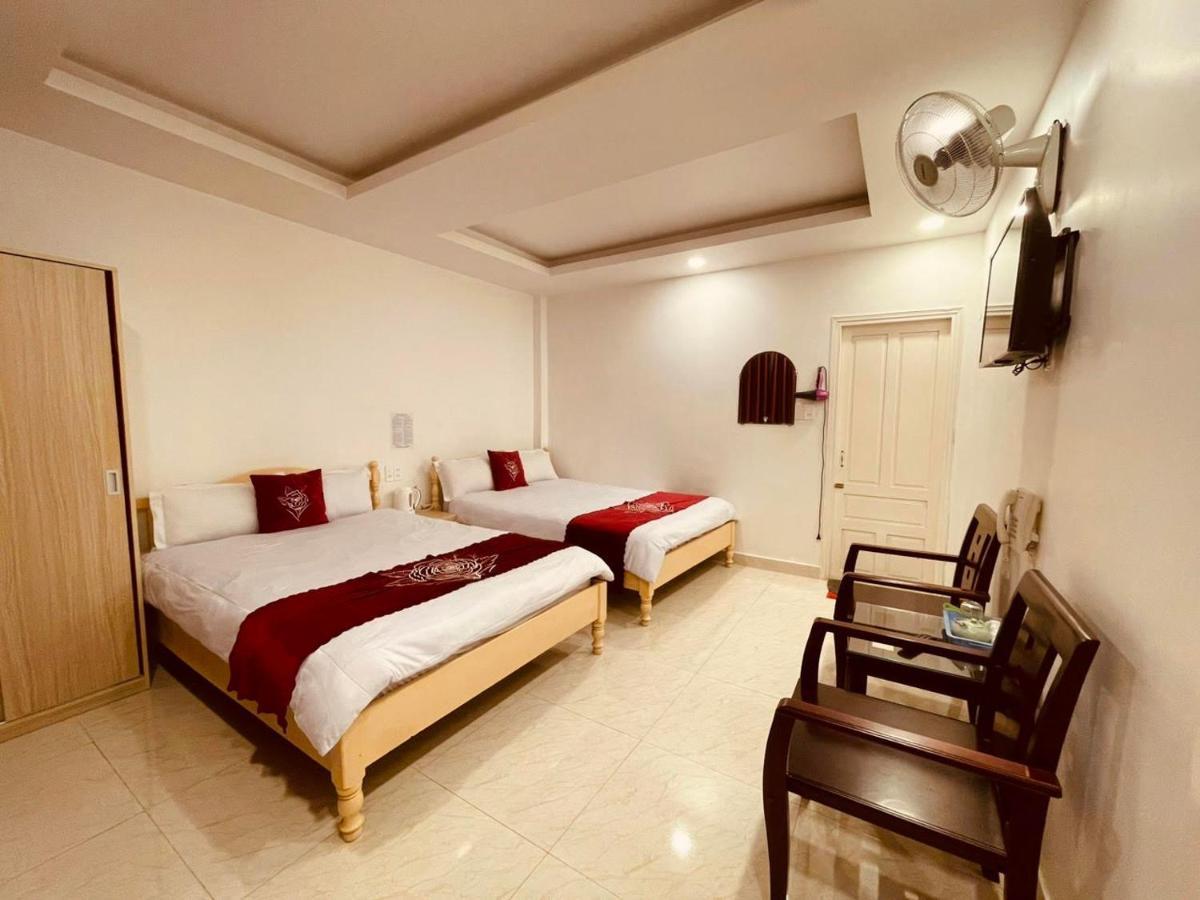 Kieu Trang Hotel Da Lat Buitenkant foto